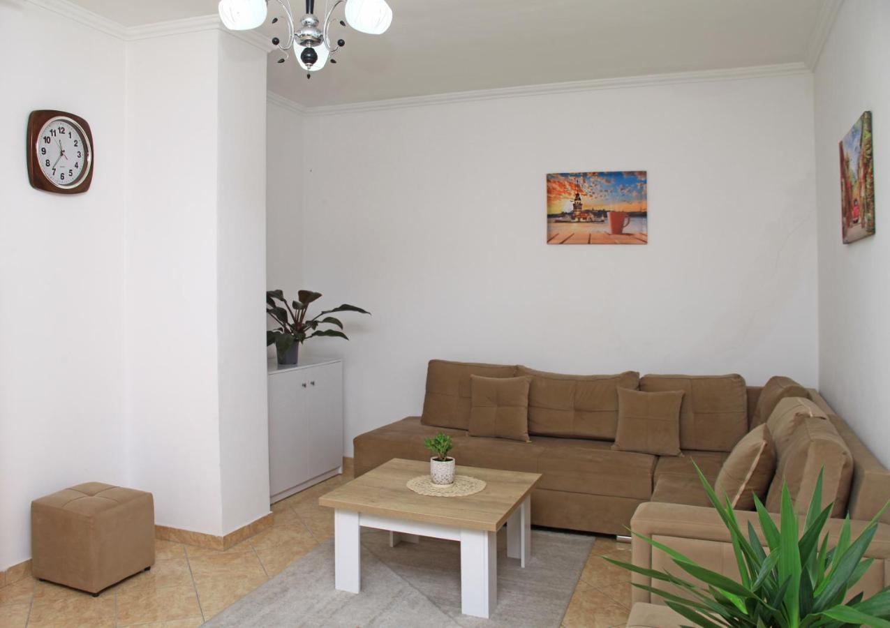 Beautiful Apartment At Port Side! Durrës Exterior foto
