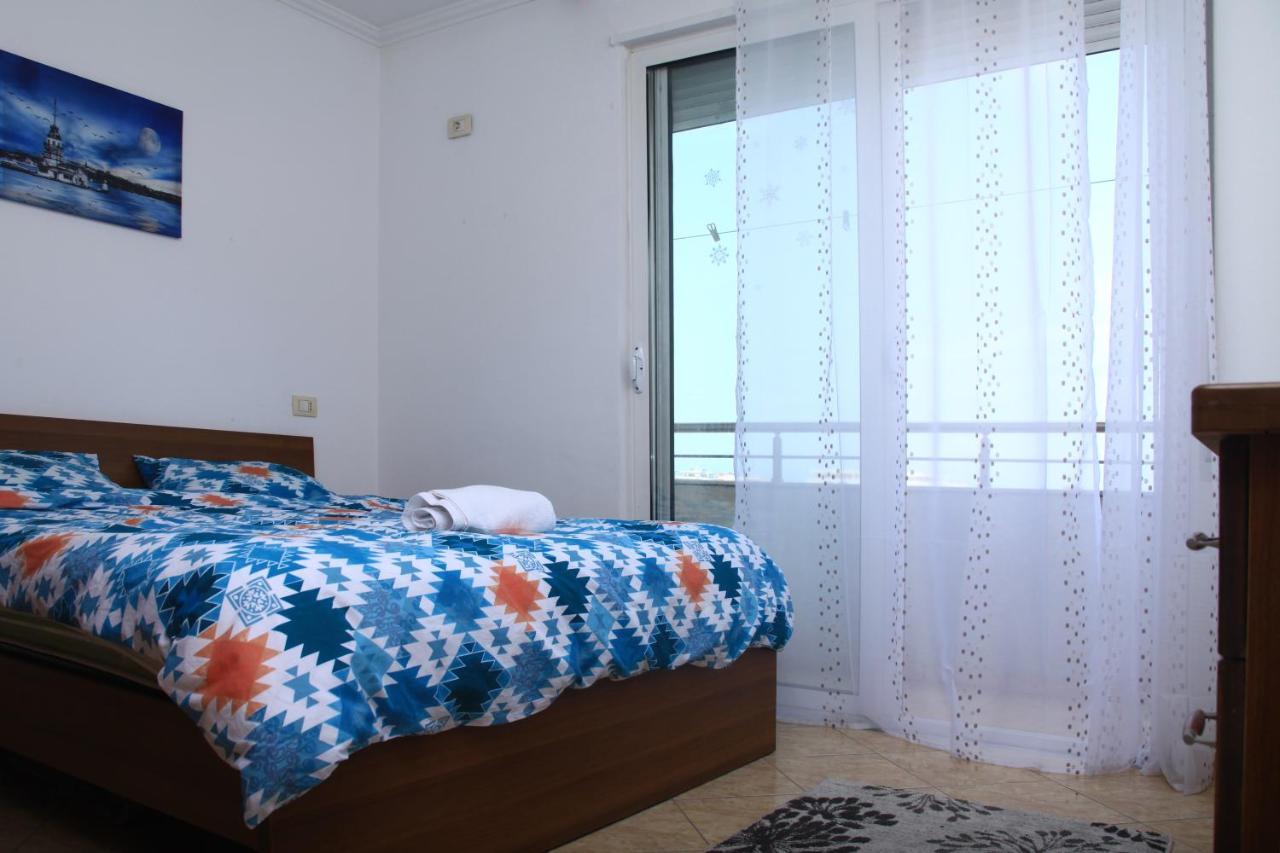 Beautiful Apartment At Port Side! Durrës Exterior foto